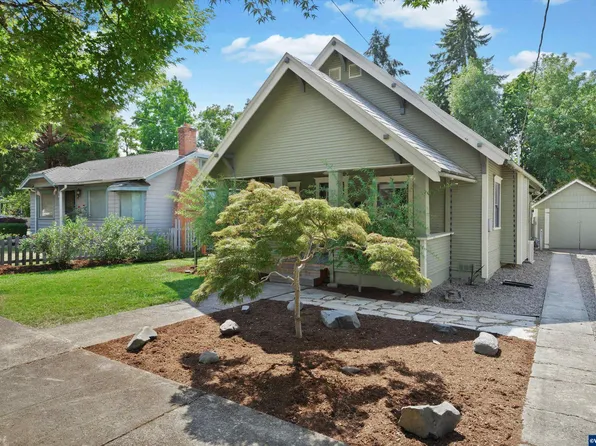 725 Breys Ave NE, Salem, OR 97301