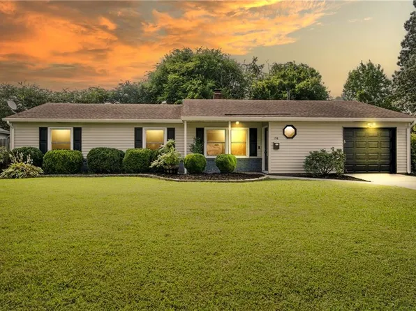 198 Coventry Rd, Virginia Beach, VA 23462