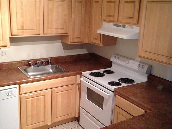 4th image of 4340 Maryland Ave APT 3C