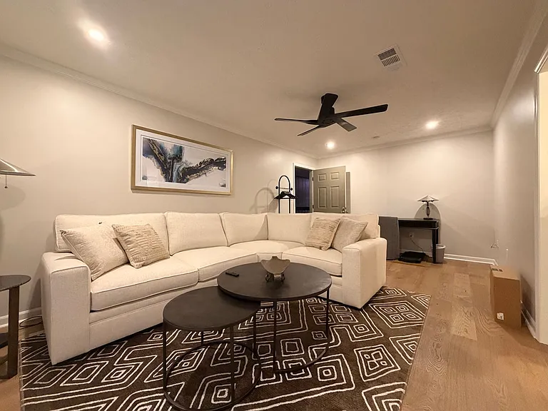 174 Talmadge St #14 — Photo 14