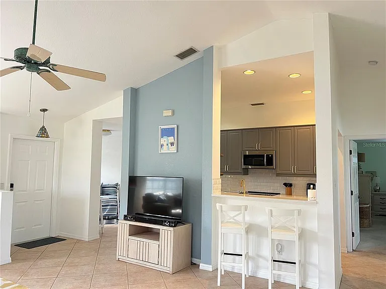 4005 Big Pass Ln — Photo 15