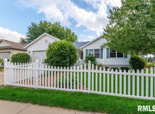 2239 W 59th St, Davenport, IA 52806