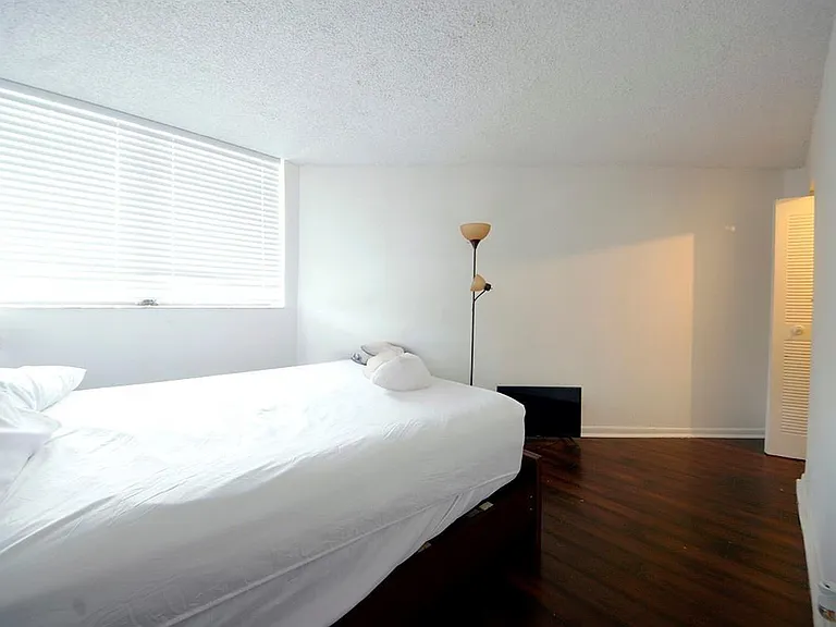 1900 N Congress Ave #407 — Photo 8