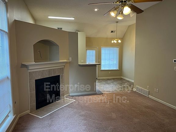 3rd image of 6806 Mikayla Ln