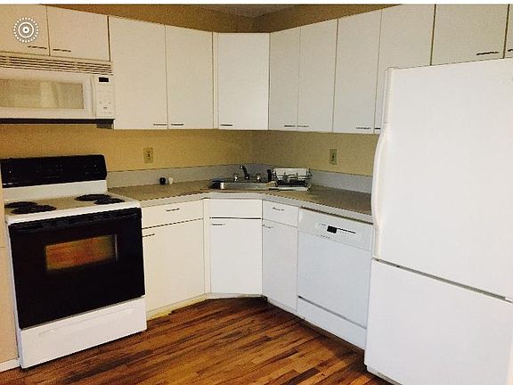 2nd image of 202 Main St APT 104