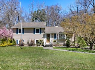 26 Jodi Dr, Wallingford, CT 06492