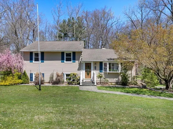 26 Jodi Drive, Wallingford, CT 06492