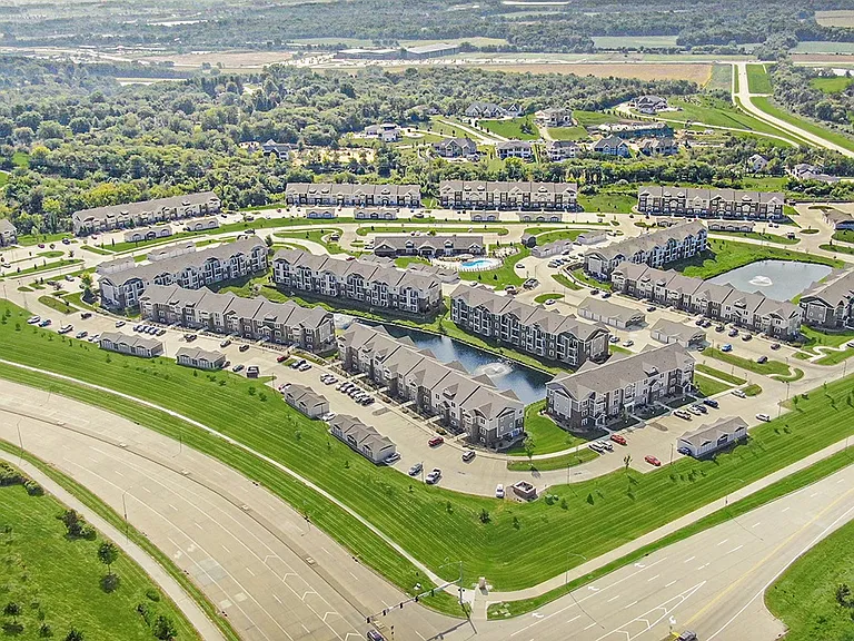 Strathmore Apartment Homes — Photo 43