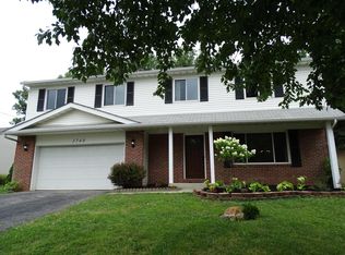 2748 Sawmill Meadows Ave, Dublin, OH 43016