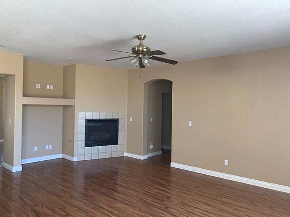 5th image of 653 N Vasconcellos Ave