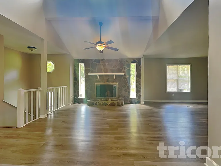 5820 Leatherwood Ln — Photo 2