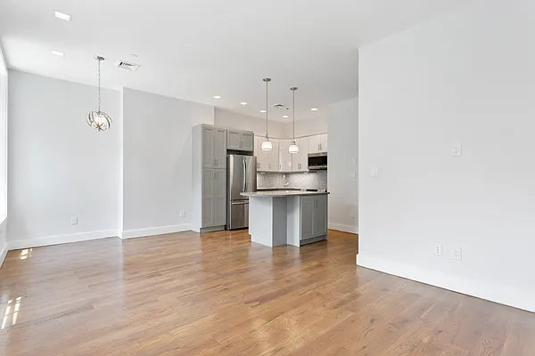 Rented by Corcoran | media 2