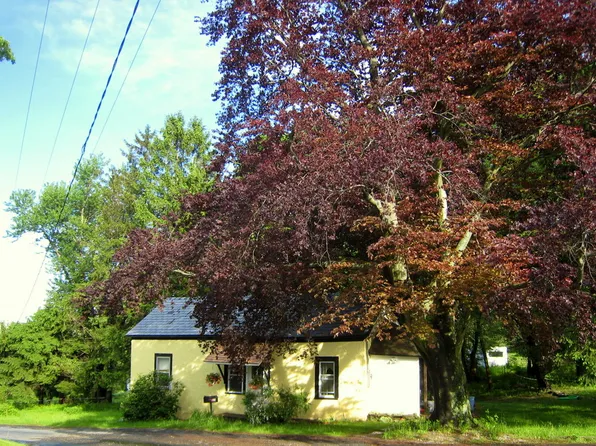35 Muller Rd, Newton, NJ 07860
