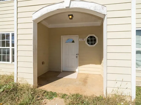 118 Nizzear Ln, Carrollton, GA 30117