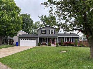 57 Treehaven Rd, West Seneca, NY 14224