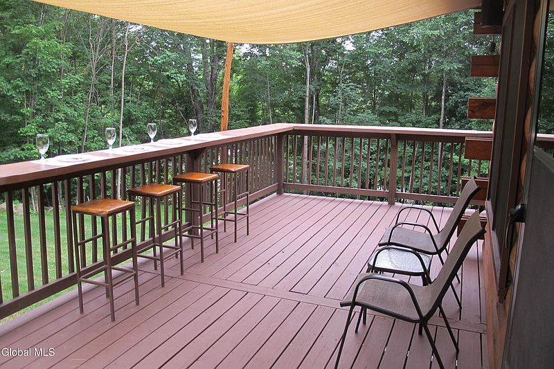 5th image of 147 Potash Road