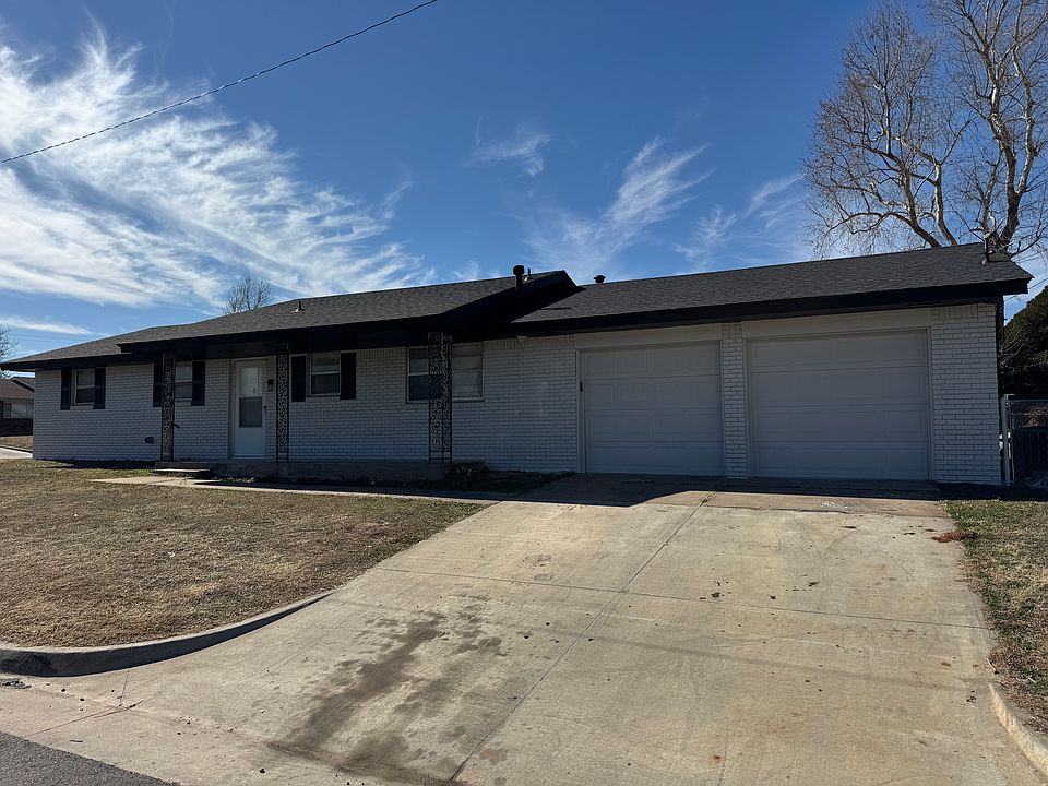 1st image of 1615 SW 77th Ter