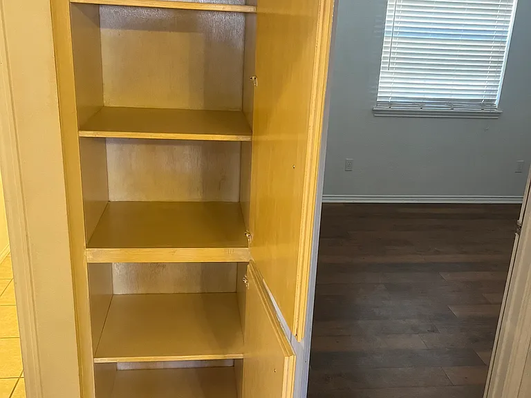 410 Justice Ave — Photo 26