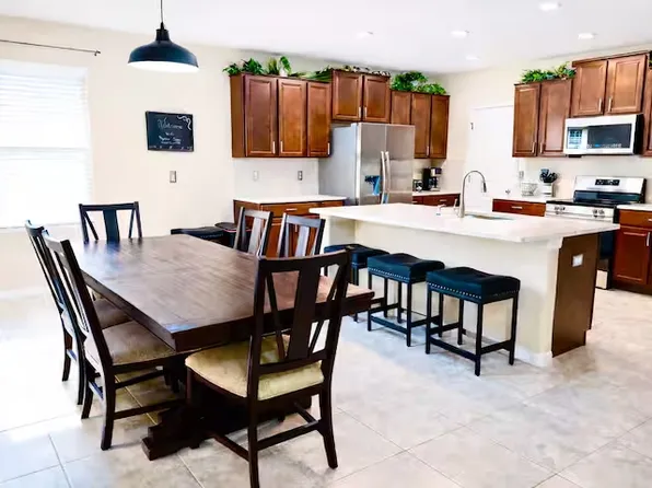 16712 Myrtle Sand Dr, Wimauma, FL 33598