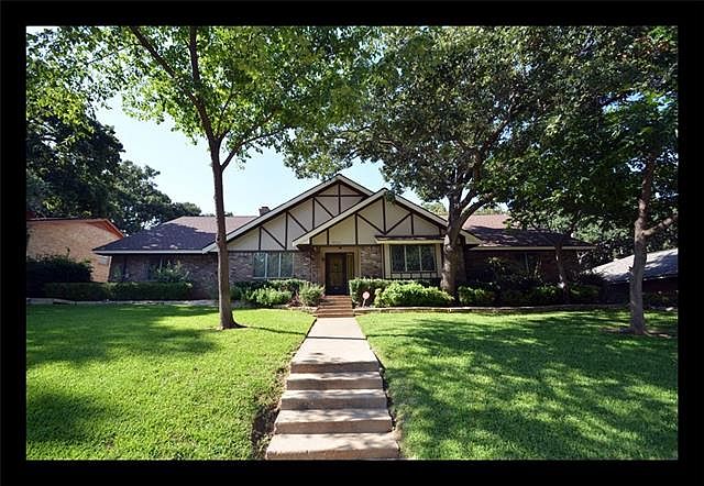 1st image of 4605 Woodland Park Blvd