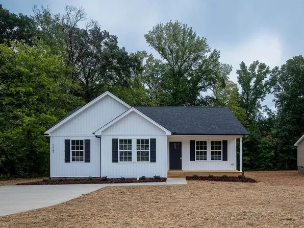 1045 W Holly Hill Rd, Thomasville, NC 27360