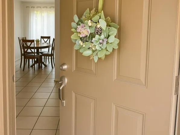 600 Hilliard St APT 2, Conroe, TX 77301