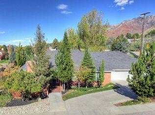 3415 E Daneborg Dr, Cottonwood Heights, UT 84121
