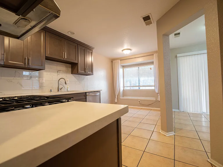 3625 Meadowlark St — Photo 11