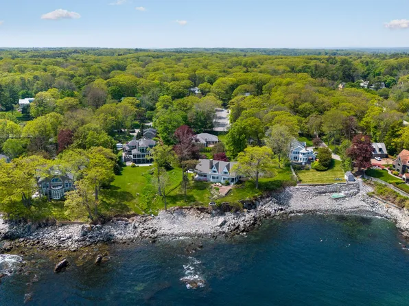 884 Shore Road, Cape Elizabeth, ME 04107