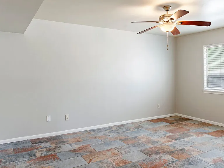 206 Waters Edge — Photo 6