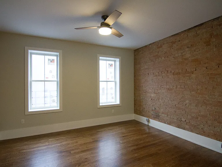 1121 Walnut St #3 — Photo 10