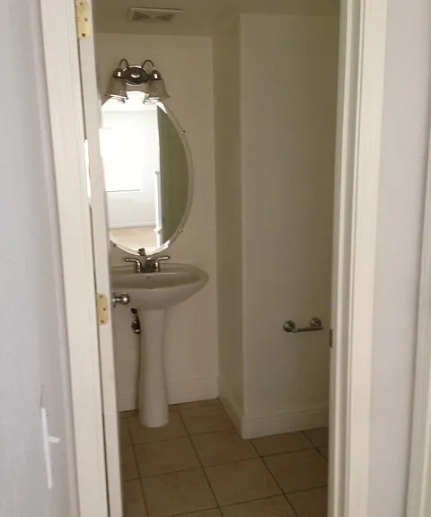 2328 S Fallbrook Dr — Photo 5
