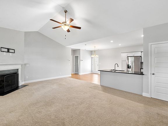 5th image of 108 Dogwood Ln