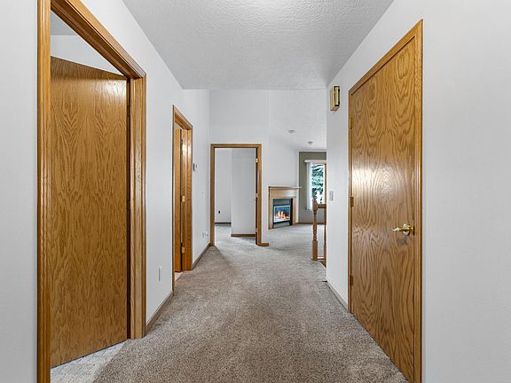 5th image of 5945 S Lois Ln