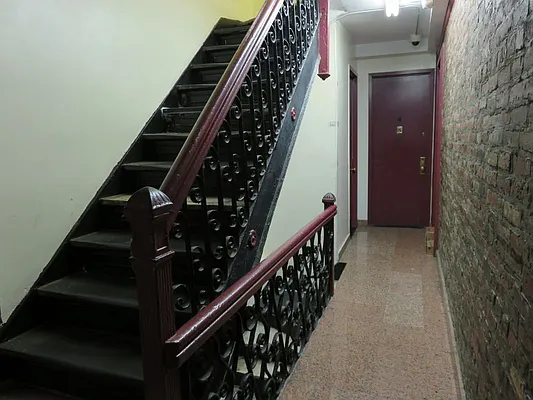 Rented by Majesty Management | media 58