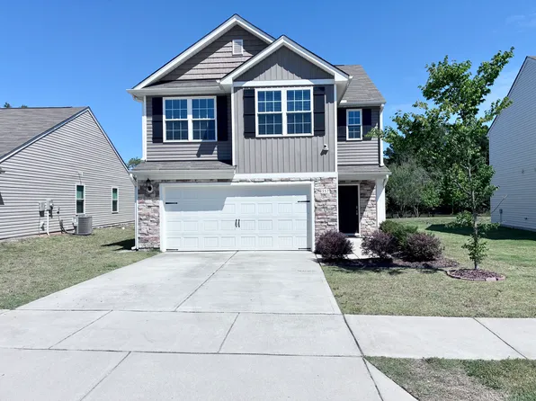 357 Gourd St, Zebulon, NC 27597
