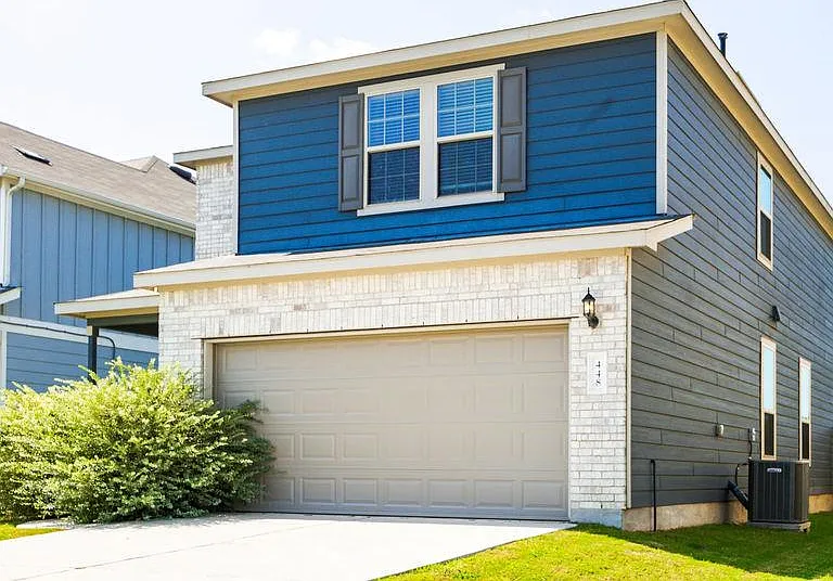 448 English Oak St — Photo 2