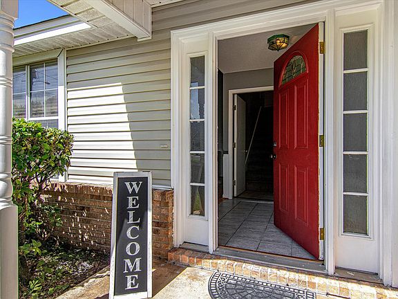 4th image of 1178 Saddle Creek Dr