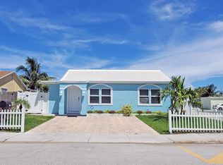 702 N E St, Lake Worth, FL 33460