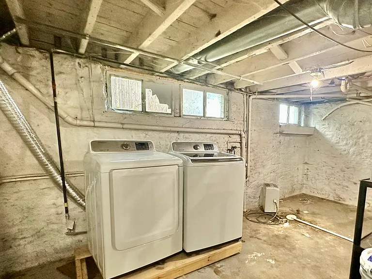 1332 C St SW — Photo 15
