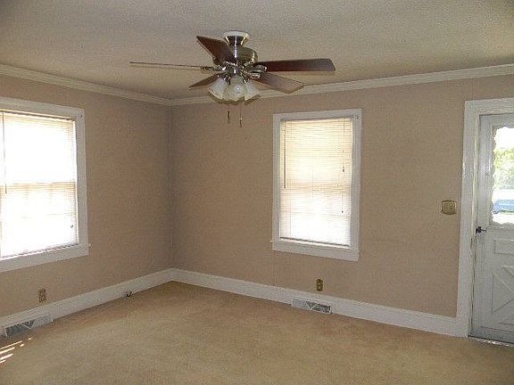 2nd image of 410 Church St #1/2