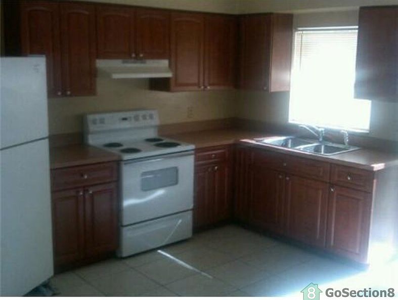 2nd image of 1490 NW 19th Ct #A