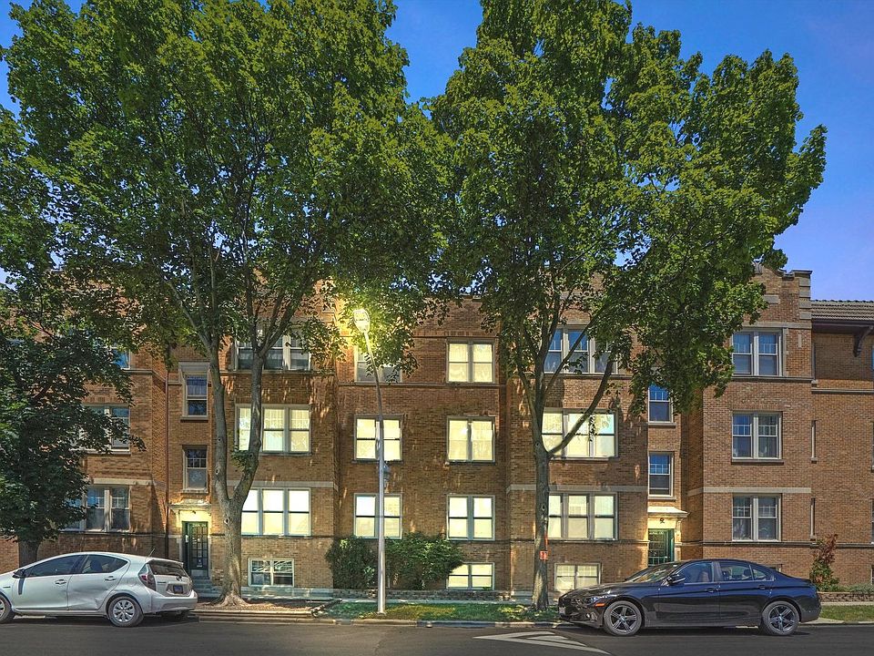 1st image of 2304 W Jarvis Ave APT 1