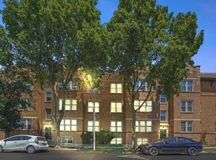 2304 W Jarvis Ave APT 1, Chicago, IL 60645
