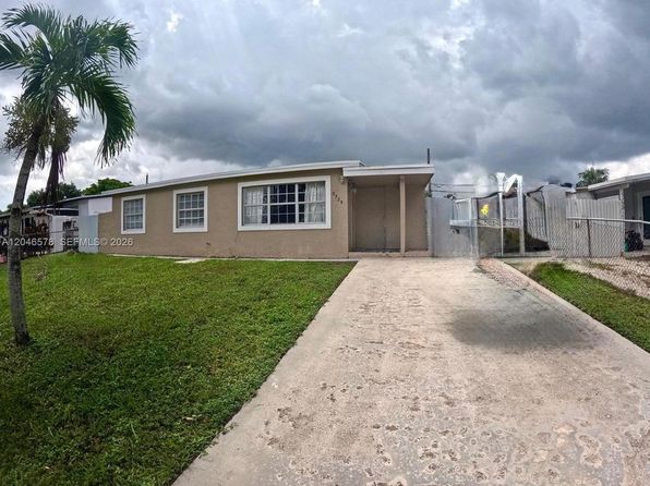 5720 SW 38th Ct