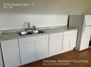 2710 Ruberg Ave #3, Cincinnati, OH 45211