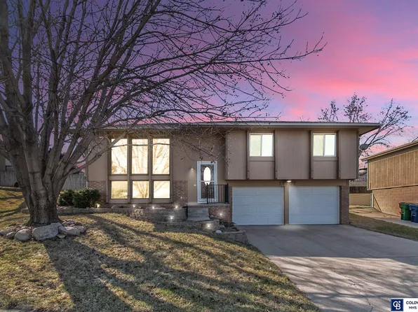 12707 Emiline St, Omaha, NE 68138