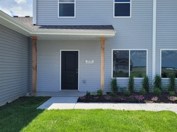 2170 Brandon Ln, Fremont, NE 68025