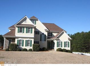 155 Emerald Lake Dr, Fayetteville, GA 30215
