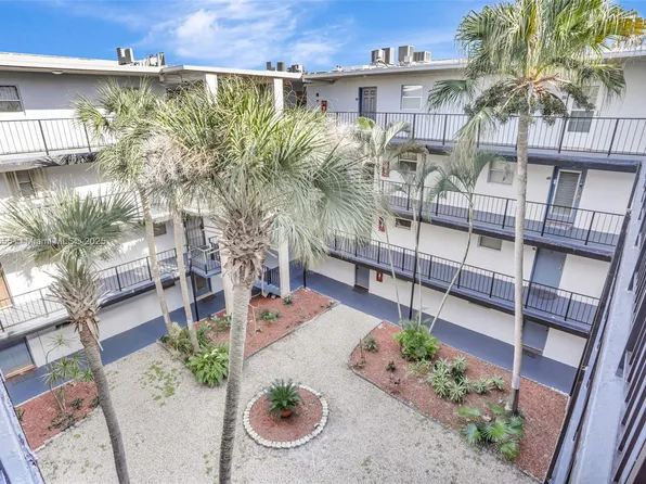 2860 Somerset Dr APT 409K, Lauderdale Lakes, FL 33311